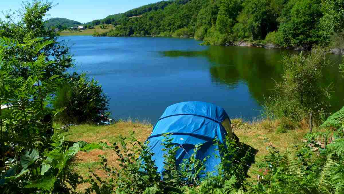 Camping pitch in Aveyron for caravan at camping la romiguiere laguiole aubrac