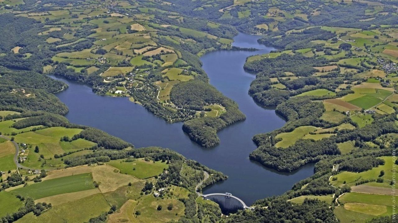 lake Maury in Aveyron