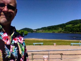 Camping La Romiguiere : 2019 06 02 Ouverture de la saison des chemises à fleurs